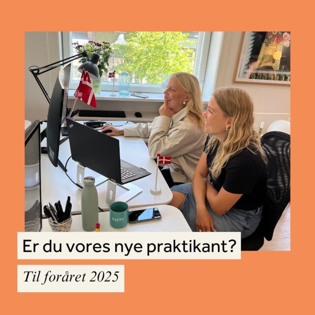 Er du vores nye praktikant? 👩🏻‍🏫

SÅ er det atter blevet tid til at få en ambitiøs 6. semesters studerende med ombord på vores hold som praktikant til foråret 2025. Har du lyst at prøve kræfter med bureauverdenen og være en del af et team med drive, så er wecommunicate måske noget for dig?

Hos os er praktikanter guld værd: I bidrager med nye faglige inputs, et nysgerrigt mindset og højt humør. Så hvis du kommer med gå-på-mod og åbne arme, så lover vi at imødekomme dig med et praktikforløb med spændende kommunikationsopgaver med mulighed for ansvar og selvstændighed 🤝

Læs mere om praktikstillingen ved at swipe, og find hele stillingsopslaget i vores bio. 

Vi glæder os til at høre fra dig!